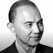 Jimmy Choo: a fashion legend on the importance of passion, humility, and teamwork